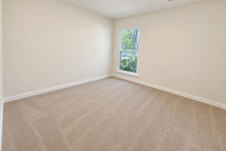 Photo 11 of 27 of 4762 Jamerson Creek Ct, Marietta, GA