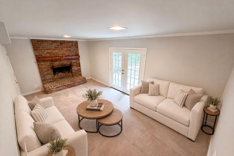 Photo 13 of 22 of 1271 Seven Springs Cir, Marietta, GA