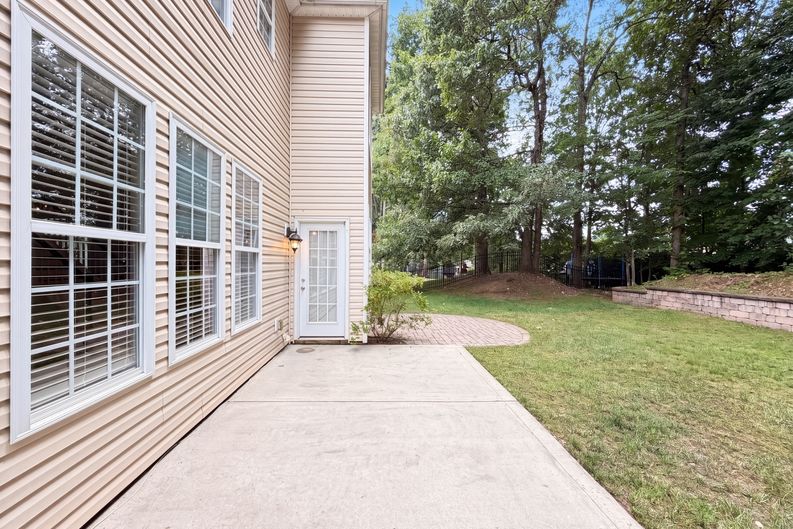 Photo 18 of 22 of 12312 Chesley Dr, Charlotte, NC