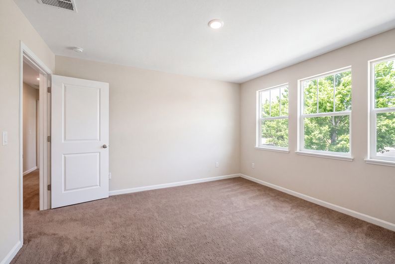 Photo 4 of 21 of 1032 Bandon Dr, Waxhaw, NC