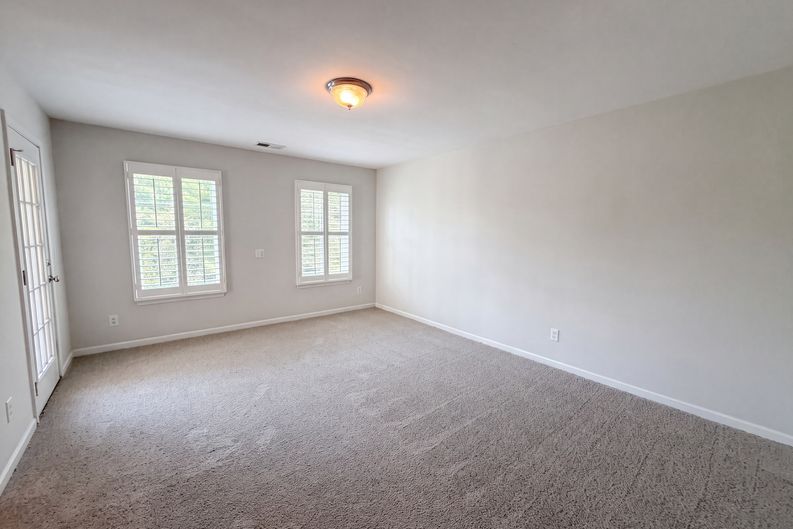 Photo 10 of 23 of 195 Lotz Dr, Summerville, SC