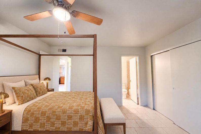 Photo 14 of 23 of 7700 E Meadowbrook Ave, Scottsdale, AZ