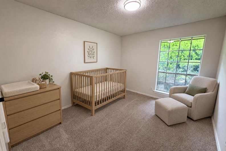 Photo 16 of 20 of 722 S Forest Ln, Duncanville, TX