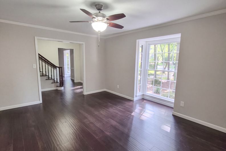 Photo 8 of 21 of 2201 Brookfield Cir, Lawrenceville, GA