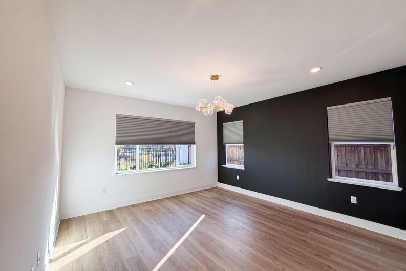 Photo 4 of 50 of 2743 Irish Meadow Way, Lathrop, CA
