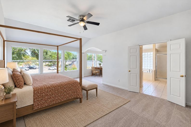 Photo 4 of 30 of 3407 Woodbine Pl, Pearland, TX