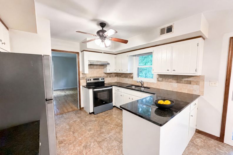 Photo 21 of 35 of 101 Wexford Way, Basking Ridge, NJ