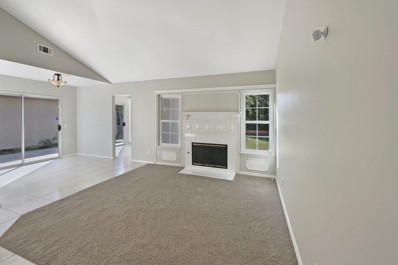Photo 3 of 19 of 30497 Iron Bark Ct, Temecula, CA