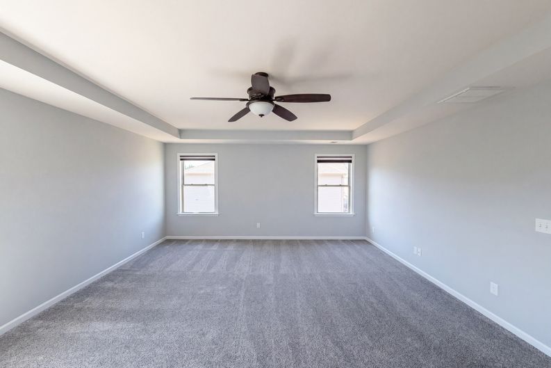 Photo 4 of 23 of 1305 Ivey Grove Ct, Fuquay Varina, NC