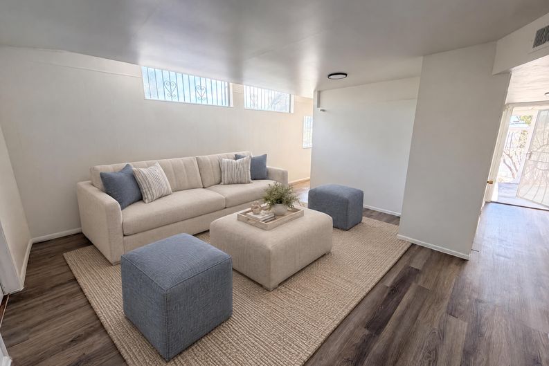Photo 8 of 21 of 2901 N Cloverland Ave, Tucson, AZ