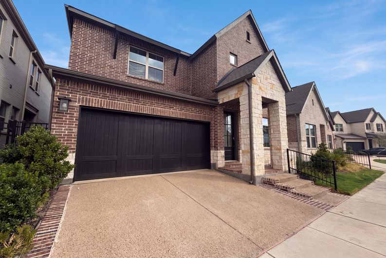 Photo 33 of 36 of 3357 Monarch Pass Dr, Arlington, TX