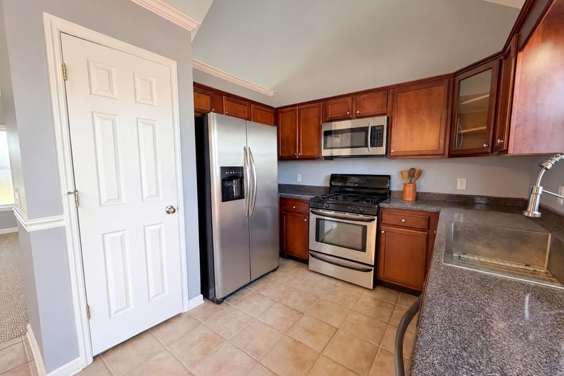 Photo 4 of 26 of 6937 Bucksland Dr, Ooltewah, TN