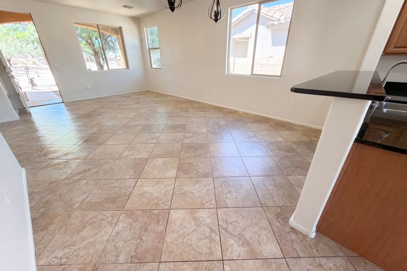 Photo 9 of 17 of 7521 S Mountain Star Dr, Tucson, AZ