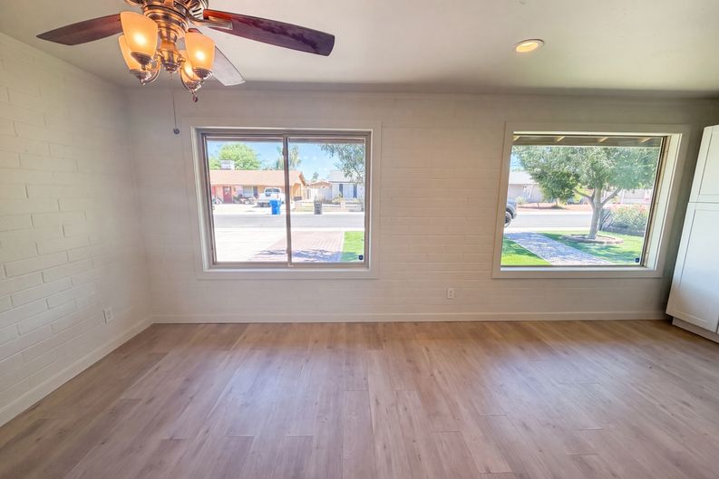 Photo 15 of 22 of 2027 W Corrine Dr, Phoenix, AZ