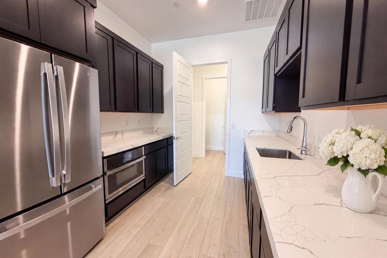 Photo 25 of 32 of 8289 Warbonnet Way, Las Vegas, NV