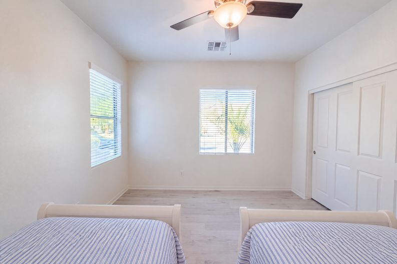 Photo 12 of 22 of 40877 W Bedford Dr, Maricopa, AZ
