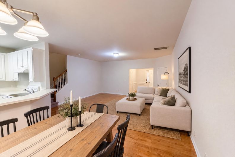 Photo 8 of 23 of 4204 Camden Woods Ct, Raleigh, NC