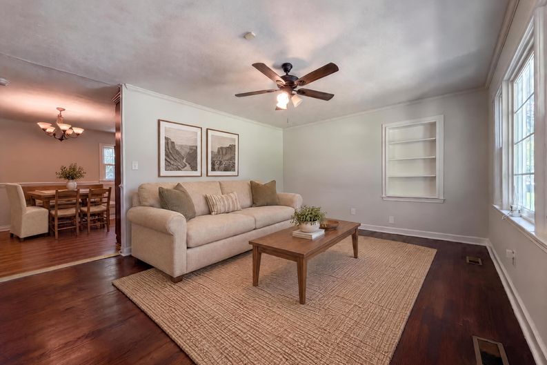 Photo 3 of 19 of 4060 Rosehill Rd, Fayetteville, NC