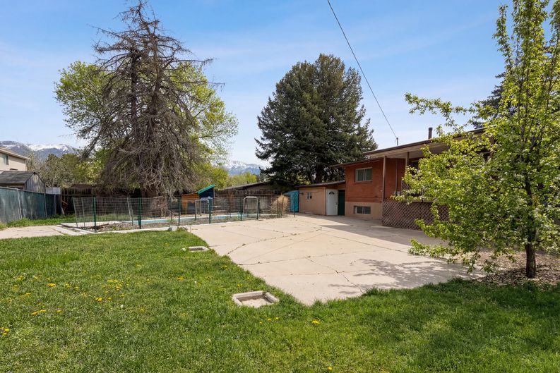 Photo 6 of 22 of 750 W Gentile St, Layton, UT