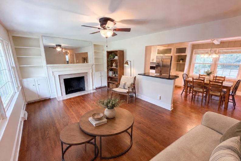 Photo 3 of 30 of 1527 Burnley Rd, Charlotte, NC