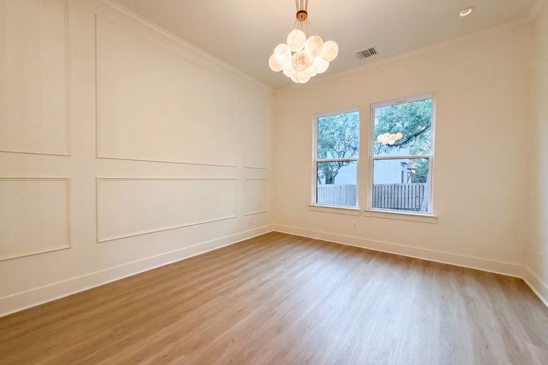 Photo 7 of 21 of 4211 Honeycomb St, San Antonio, TX