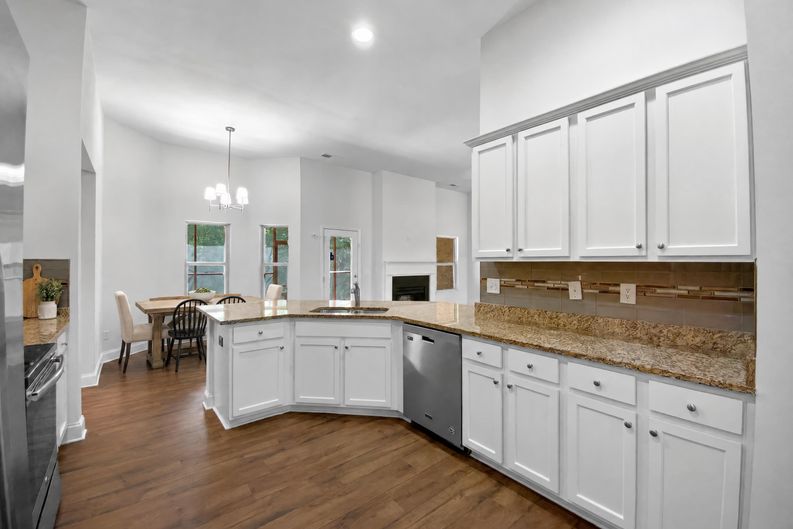 Photo 15 of 29 of 1037 Yorkshire Dr, Griffin, GA