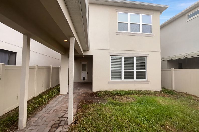 Photo 5 of 30 of 5545 Bowman Dr, Winter Garden, FL