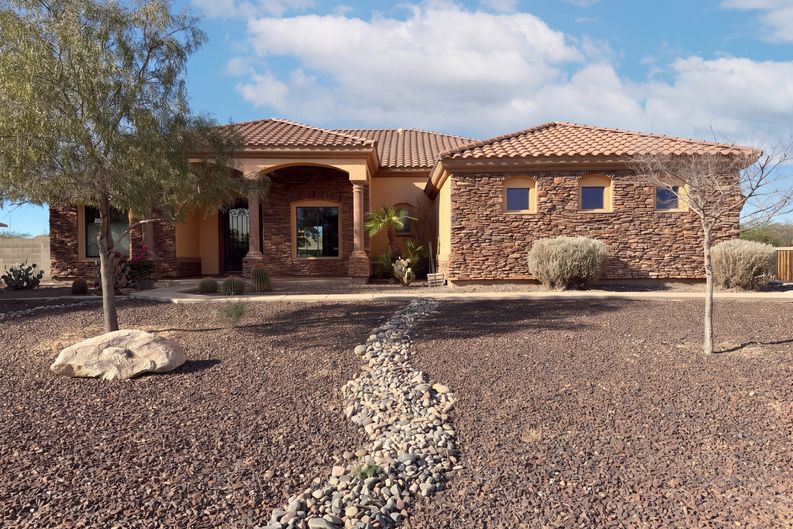 Photo 8 of 137 of 16806 W Dove Wing Way, Surprise, AZ