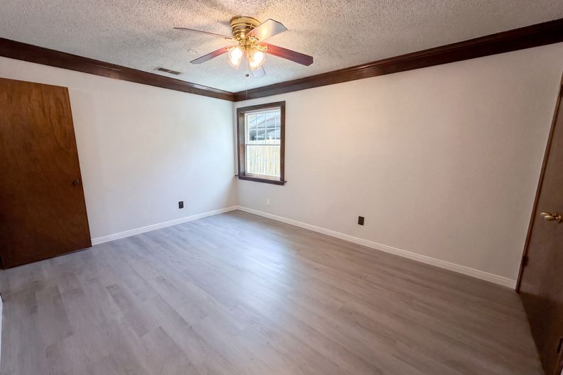 Photo 12 of 18 of 4017 Ambassador Way, Balch Springs, TX