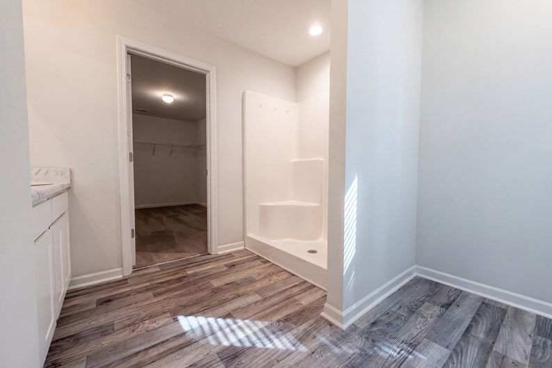Photo 10 of 16 of 4066 Calloway Rd, Raeford, NC