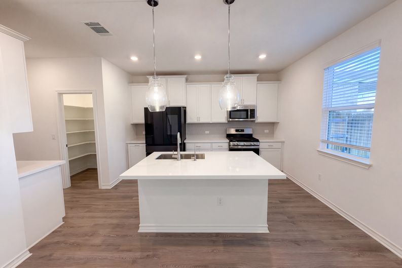 Photo 17 of 24 of 17325 Casanova Ave, Pflugerville, TX