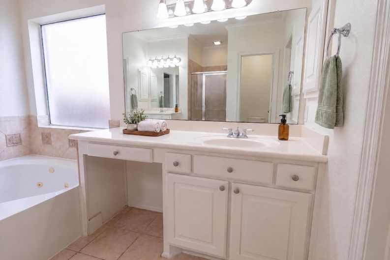 Photo 17 of 40 of 25719 Shady Spruce Ln, Katy, TX