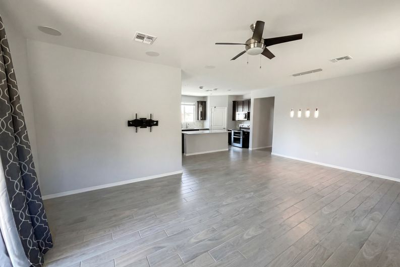 Photo 7 of 18 of 10647 W Goulding Dr, Marana, AZ