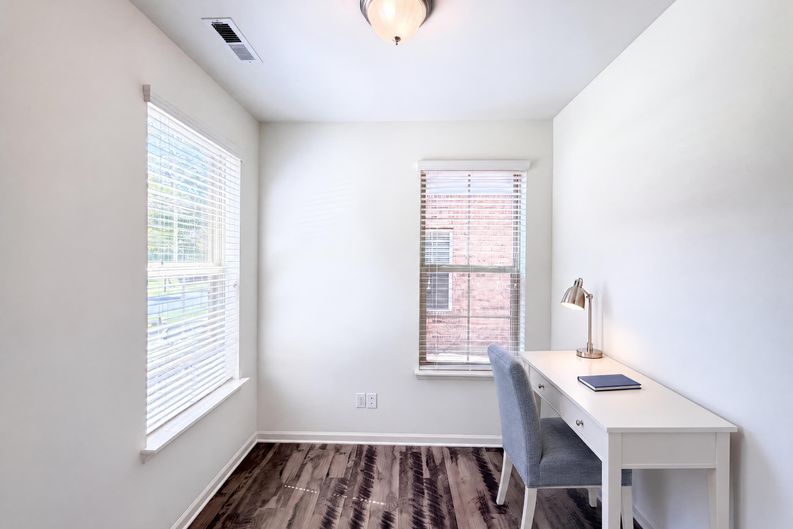 Photo 9 of 21 of 9431 Ainslie Downs St, Charlotte, NC