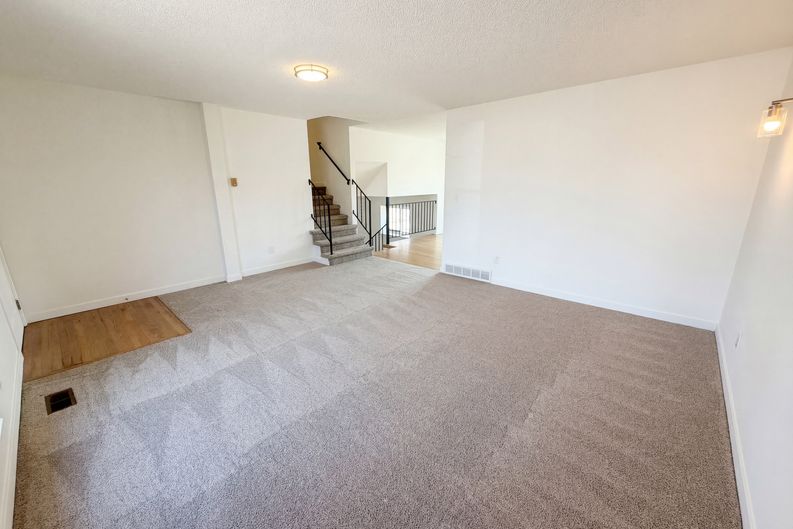 Photo 3 of 26 of 1146 S Cathay St, Aurora, CO