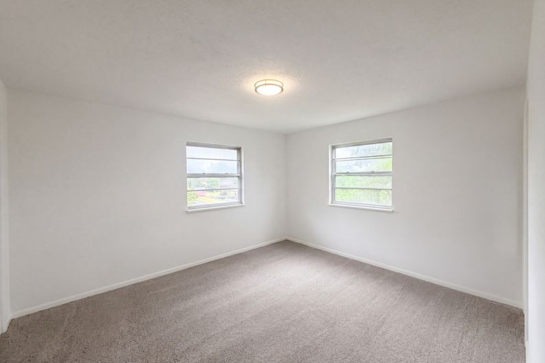 Photo 21 of 29 of 508 Bromley Ln, Knoxville, TN