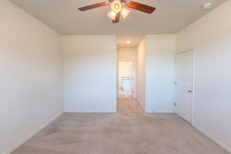 Photo 4 of 25 of 8130 Highland Dr SW, Covington, GA