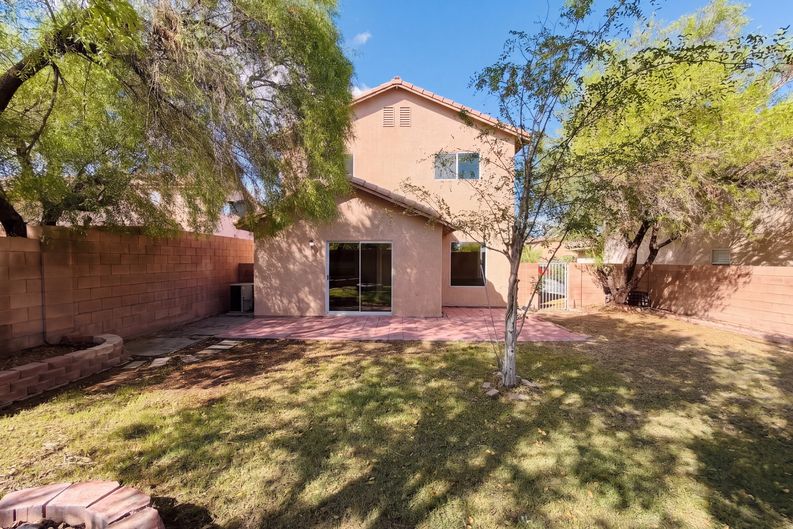 Photo 5 of 31 of 11117 Okeefe Ct, Las Vegas, NV