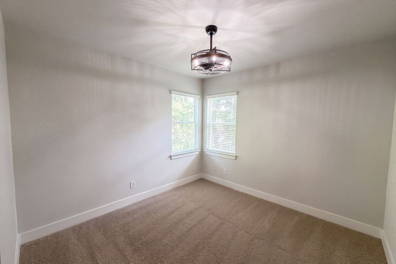 Photo 12 of 38 of 7412 Canova Ln, Charlotte, NC