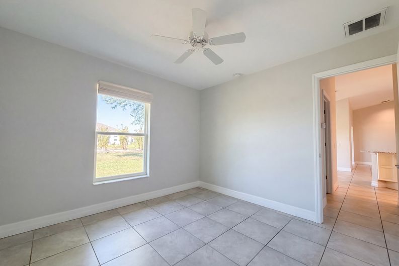 Photo 17 of 28 of 405 San Ambrosio St, Punta Gorda, FL
