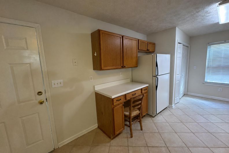 Photo 21 of 60 of 2492 Halcyon Way, Lawrenceville, GA