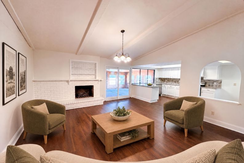 Photo 3 of 18 of 2602 Emberwood Dr, Garland, TX