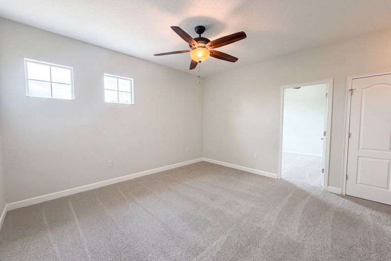 Photo 23 of 40 of 881 Haring Ln, Mount Dora, FL