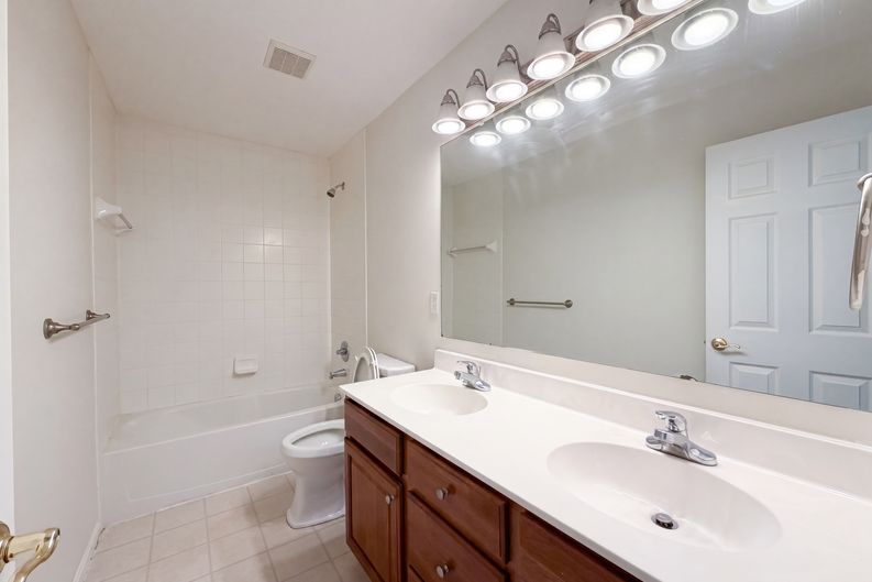 Photo 28 of 51 of 7966 Lazelle Woods Dr, Westerville, OH