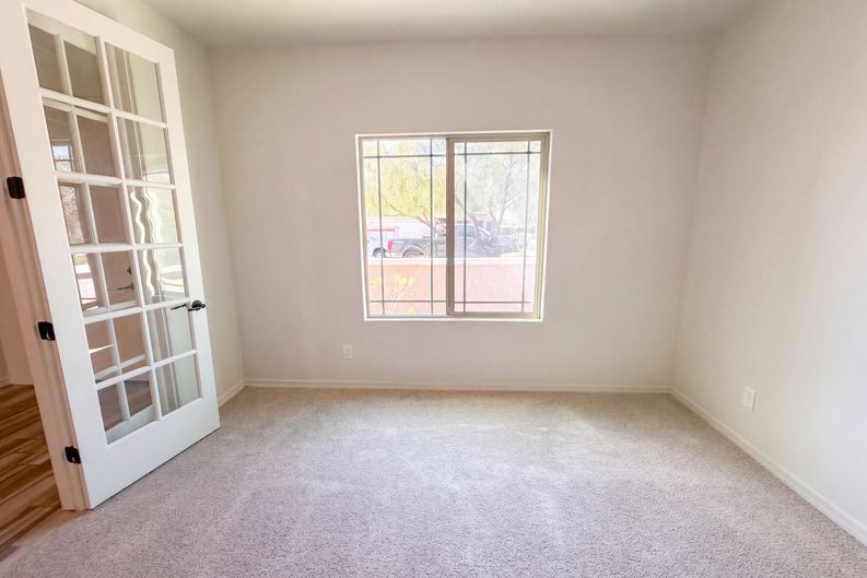 Photo 10 of 30 of 2626 W Gray Wolf Trl, Phoenix, AZ