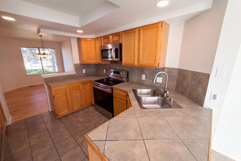 Photo 6 of 35 of 2064 S Xenia Way, Denver, CO