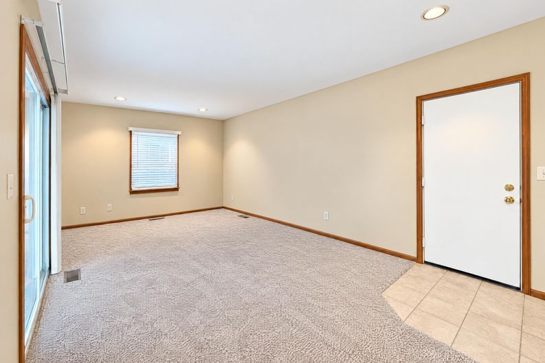 Photo 12 of 43 of 453 Carruthers Rd, Tallmadge, OH