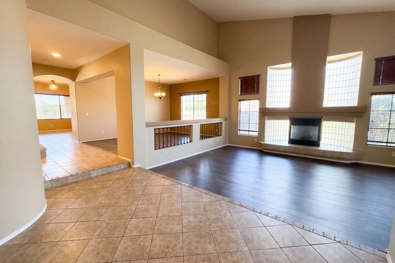 Photo 3 of 41 of 9625 W Oberlin Way, Peoria, AZ