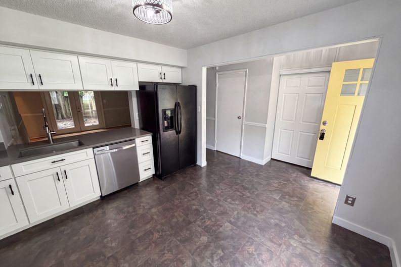 Photo 6 of 20 of 1500 Waybridge Ln, Charlotte, NC