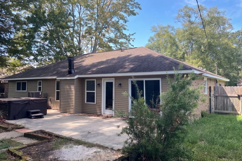 Photo 20 of 23 of 1433 Sunset Dr, Slidell, LA